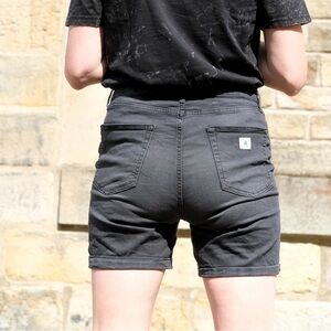 Ripton & Co Grey Bike Jorts Size 28 Casual Spring Summer Vacation Travel Camping